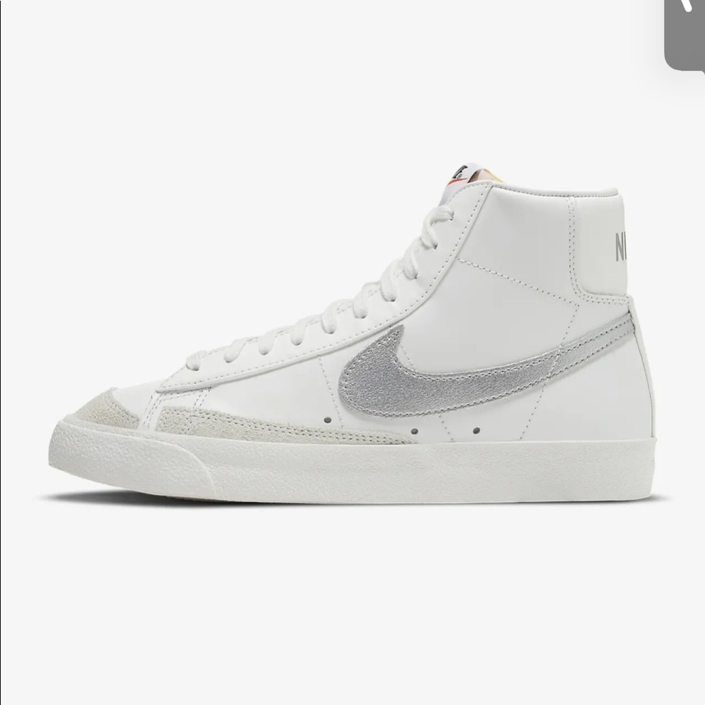 Nike Blazer women 6